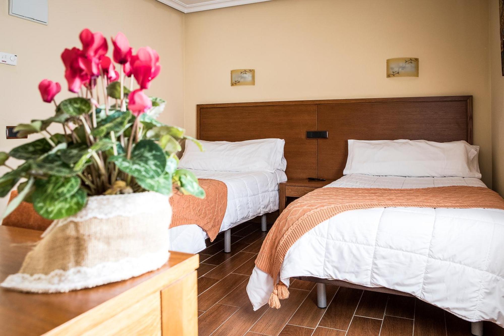 San Agustín de Guadalix Hotel Casa Jose Diaz מראה חיצוני תמונה
